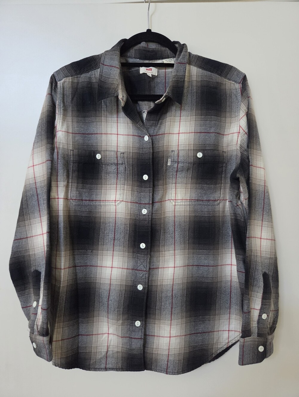 Levi's Woman's Boyfriend Fit Grey Black Plaid Flannel Shirt XL